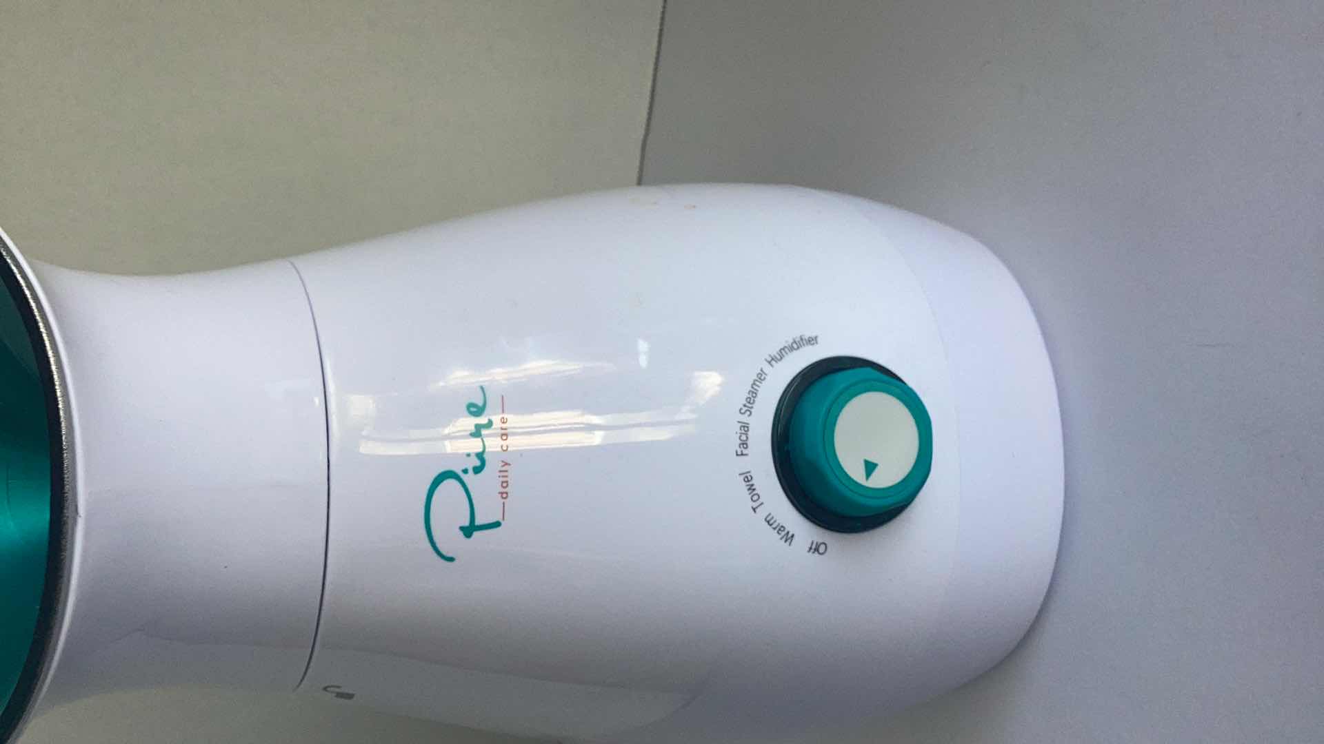 Photo 2 of PURE DAILY CARE FACIAL STEAMER