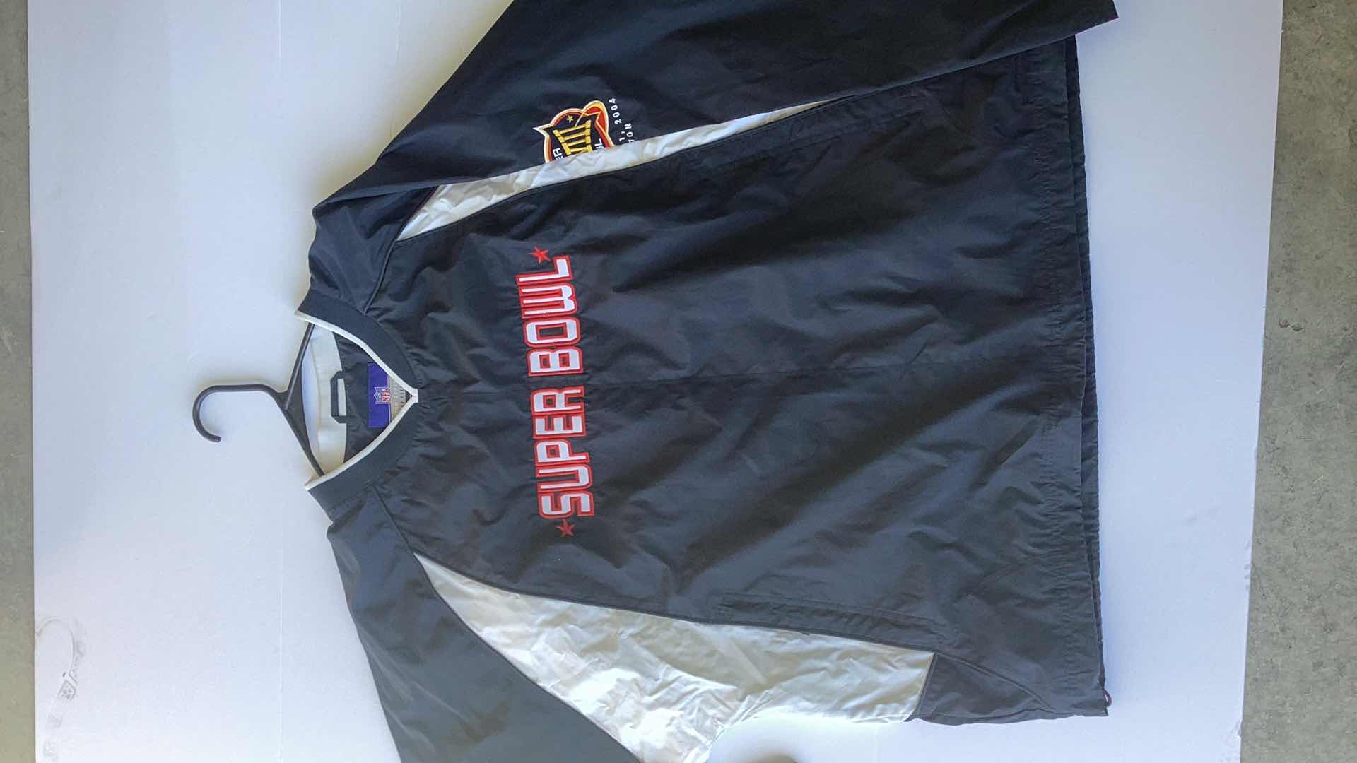 Photo 1 of REEBOK NFL SUPER BOWL 35 WIND BREAKER SIZE L