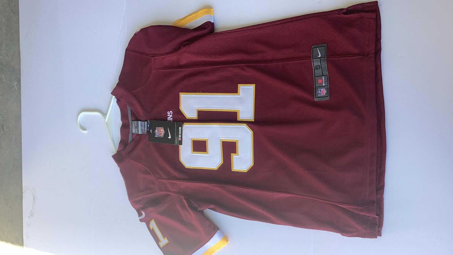 Photo 1 of NIKE NFL REDSKINS JERSEY SIZE SMALL