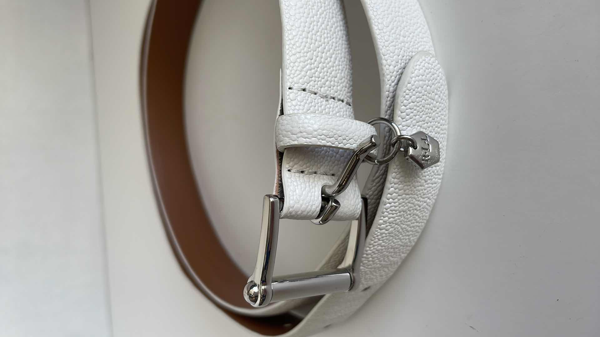 Photo 2 of WHITE RALPH LAUREN WOMEN BELT SIZE XL