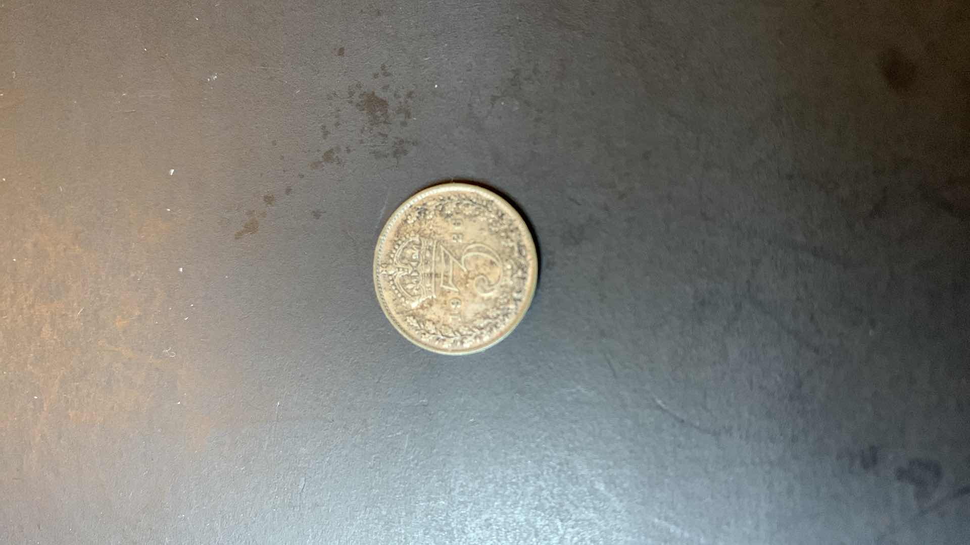 Photo 1 of 1920 GREAT BRITAIN 3 PENCE
