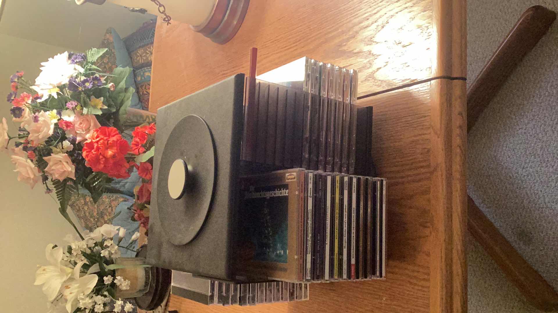 Photo 1 of GERMAN MUSIC CD’S IN HOLDER