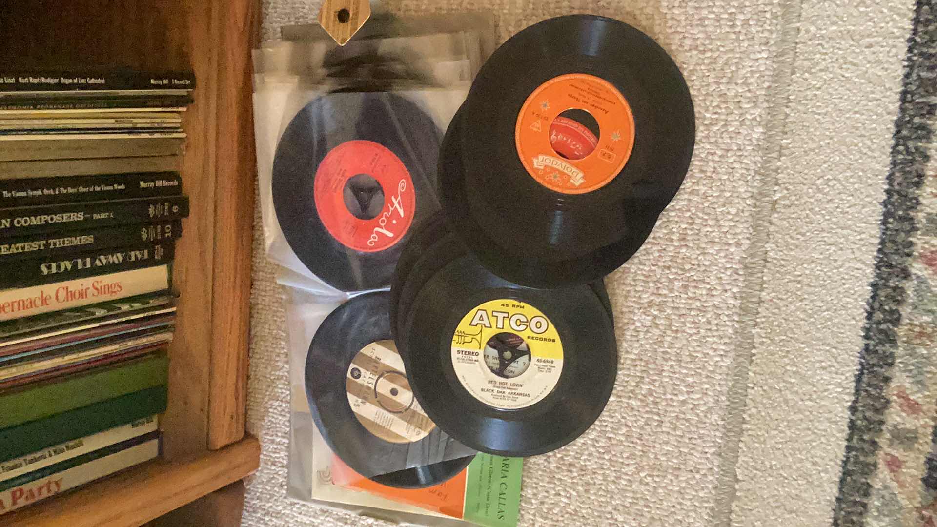 Photo 2 of VINTAGE ALBUMS AND 45’S