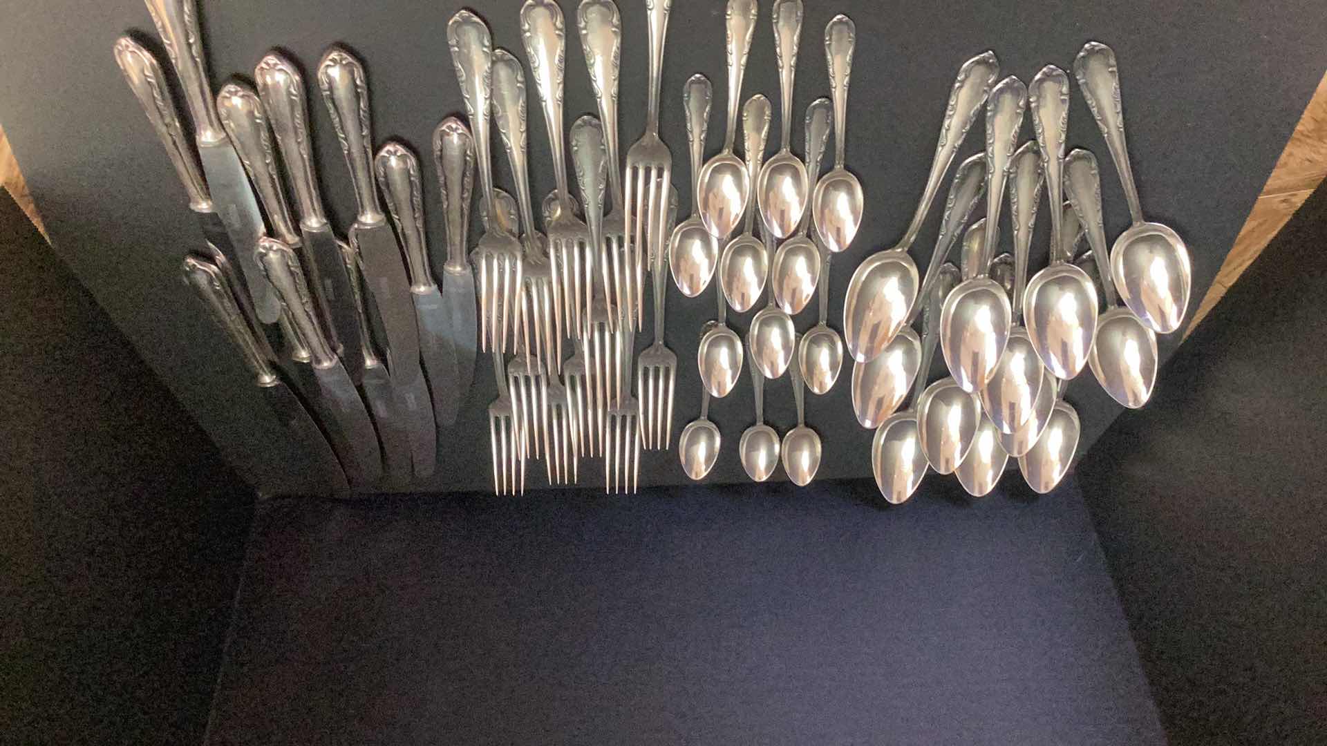 Photo 1 of 50 PIECE GARANTIE SOLINGEN CHROM-ROSTSCHUTZ FLATWARE SET