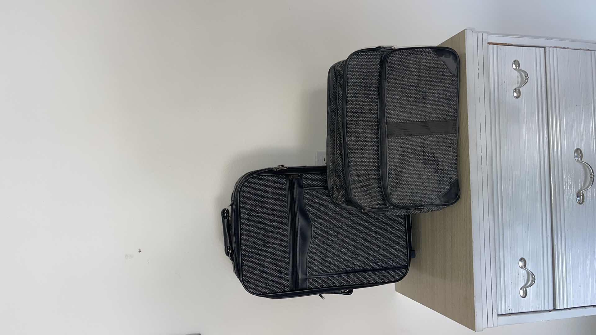 Photo 1 of 2 PC LUGGAGE SET