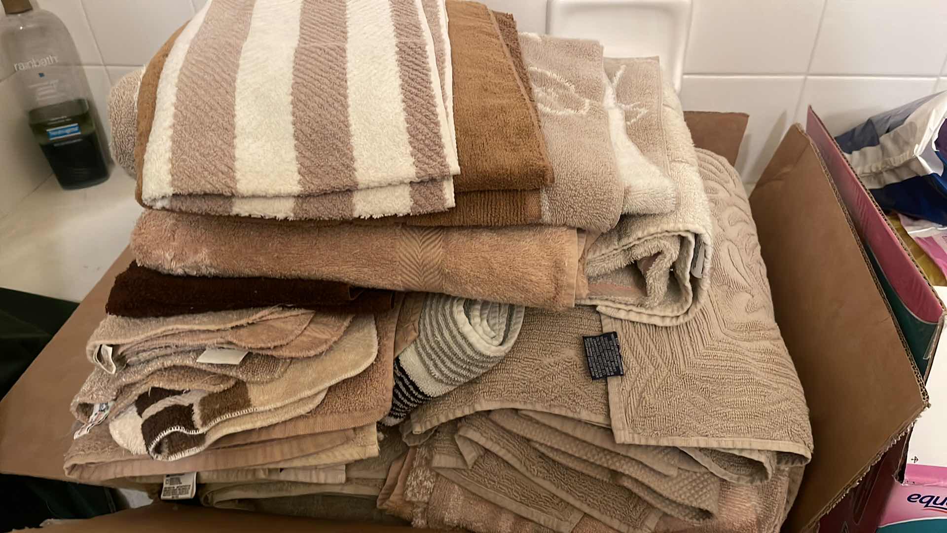 Photo 1 of LARGE COLLECTION OF BROWN TONE TOWELS