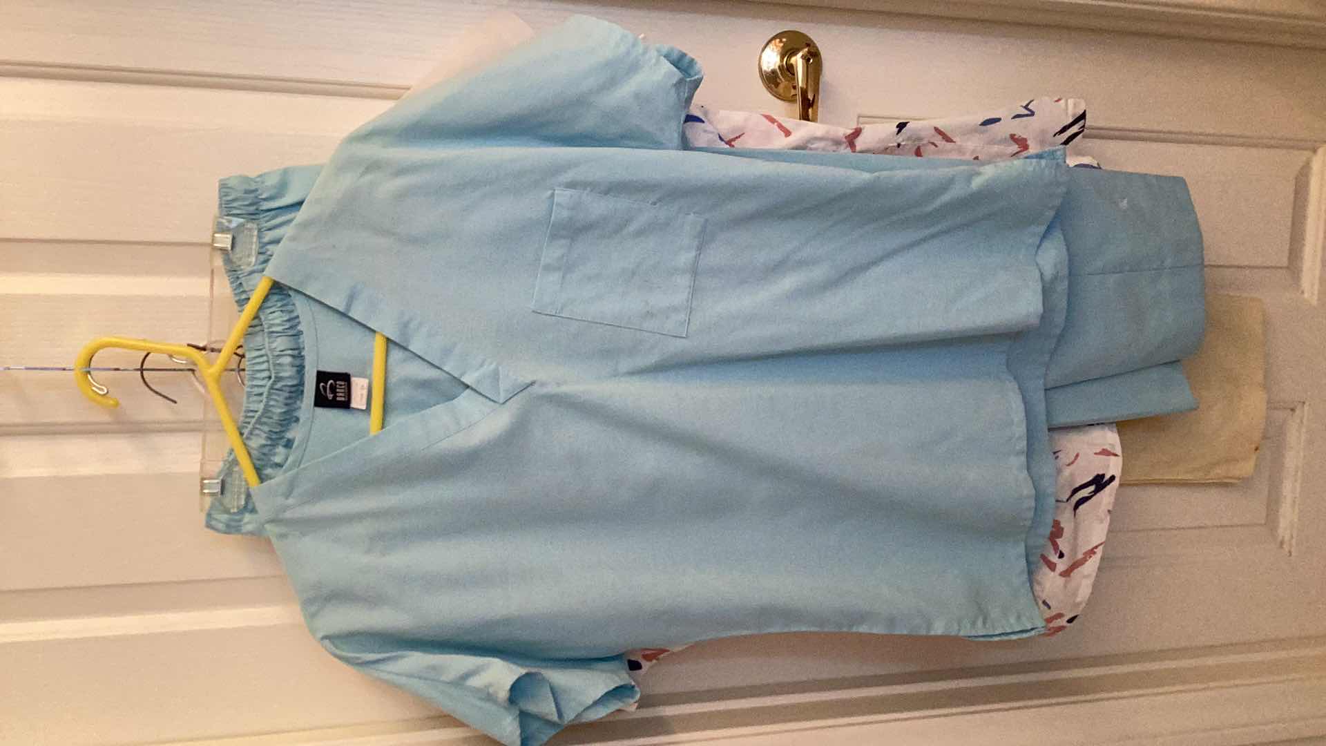 Photo 4 of VINTAGE WOMENS SCRUBS 9/SHIRTS 4 PANTS