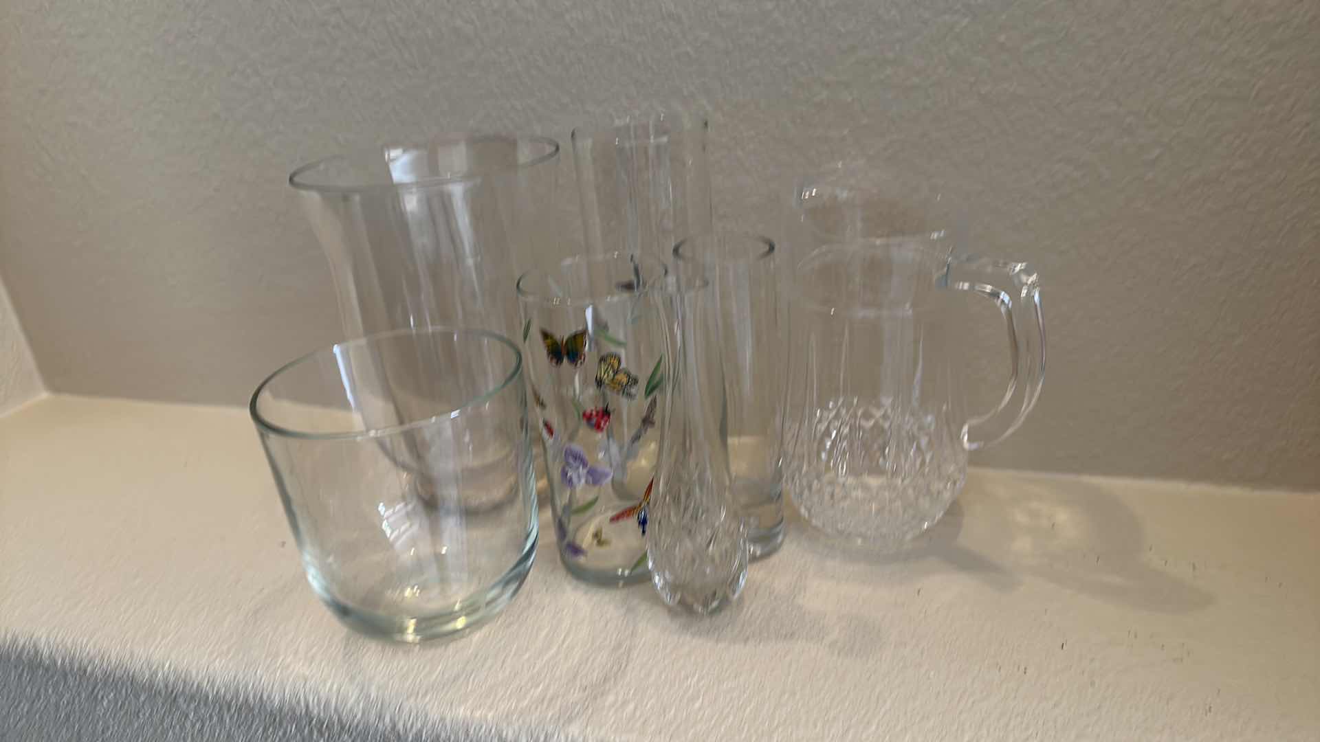 Photo 2 of VARIETY OF GLASS VASES