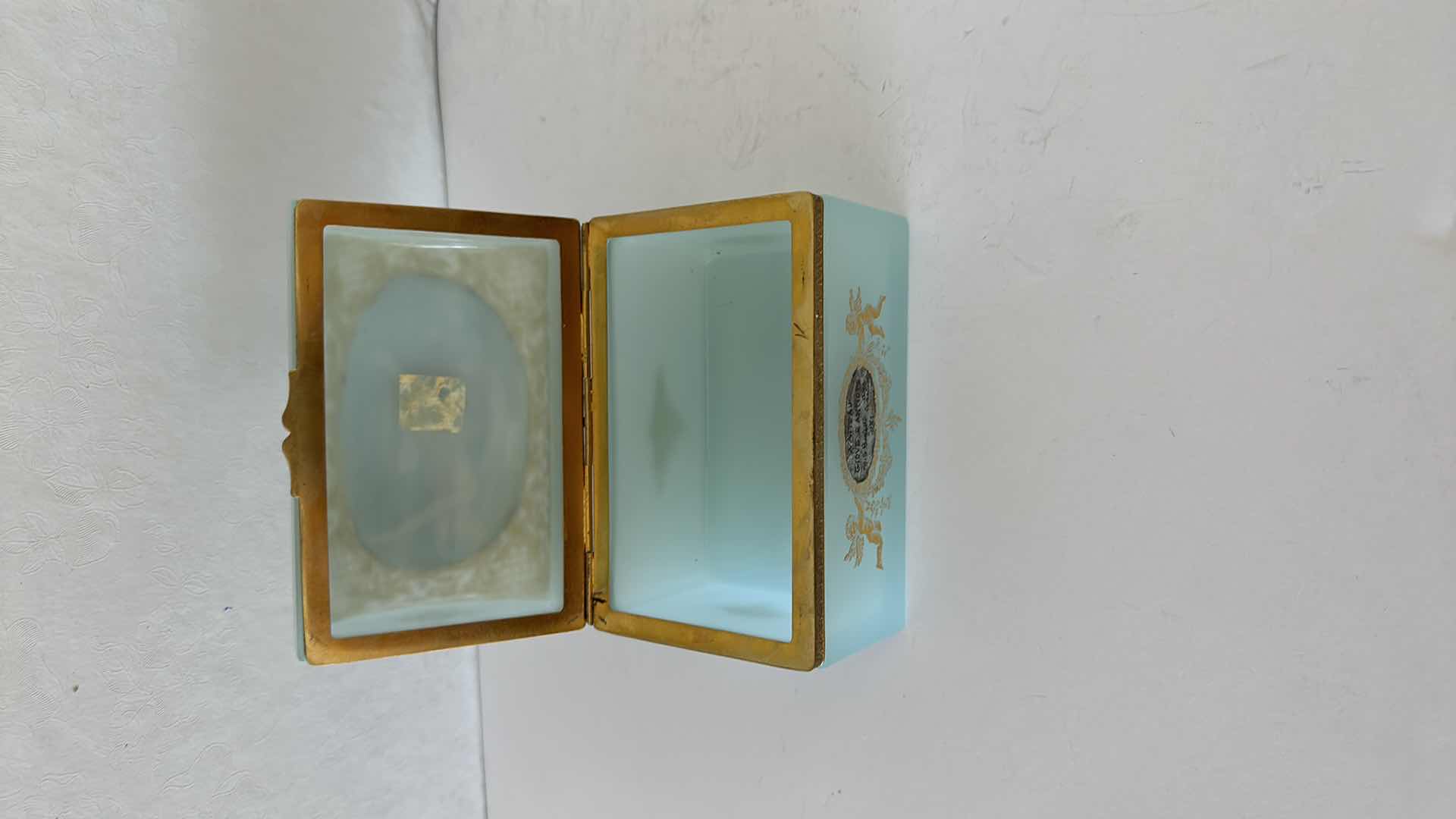 Photo 3 of METAL AND GLASS DECORATIVE BOXES