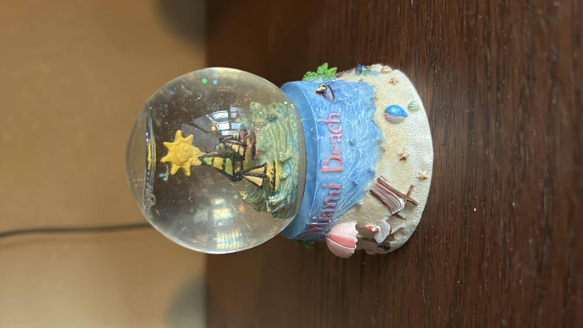 Photo 4 of 5 SNOW GLOBES - SOME MUSICAL