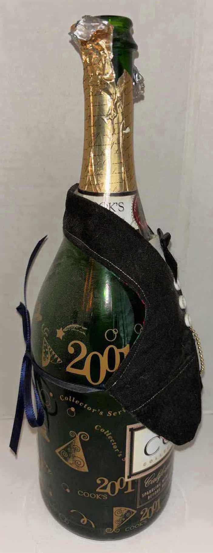 Photo 2 of COOKS 2001 CHAMPAGNE W TUXEDO BOTTLE COVER & COORS LIGHT BASEBALL GLASS PINT BOTTLE (EMPTY)