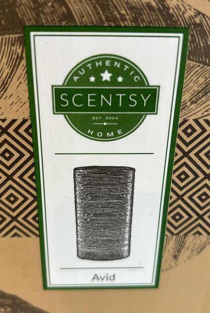 Photo 4 of NEW SCENTSY “AVID” BLACK WIRE WRAPPED DIFFUSER SHADE (SHADE ONLY)