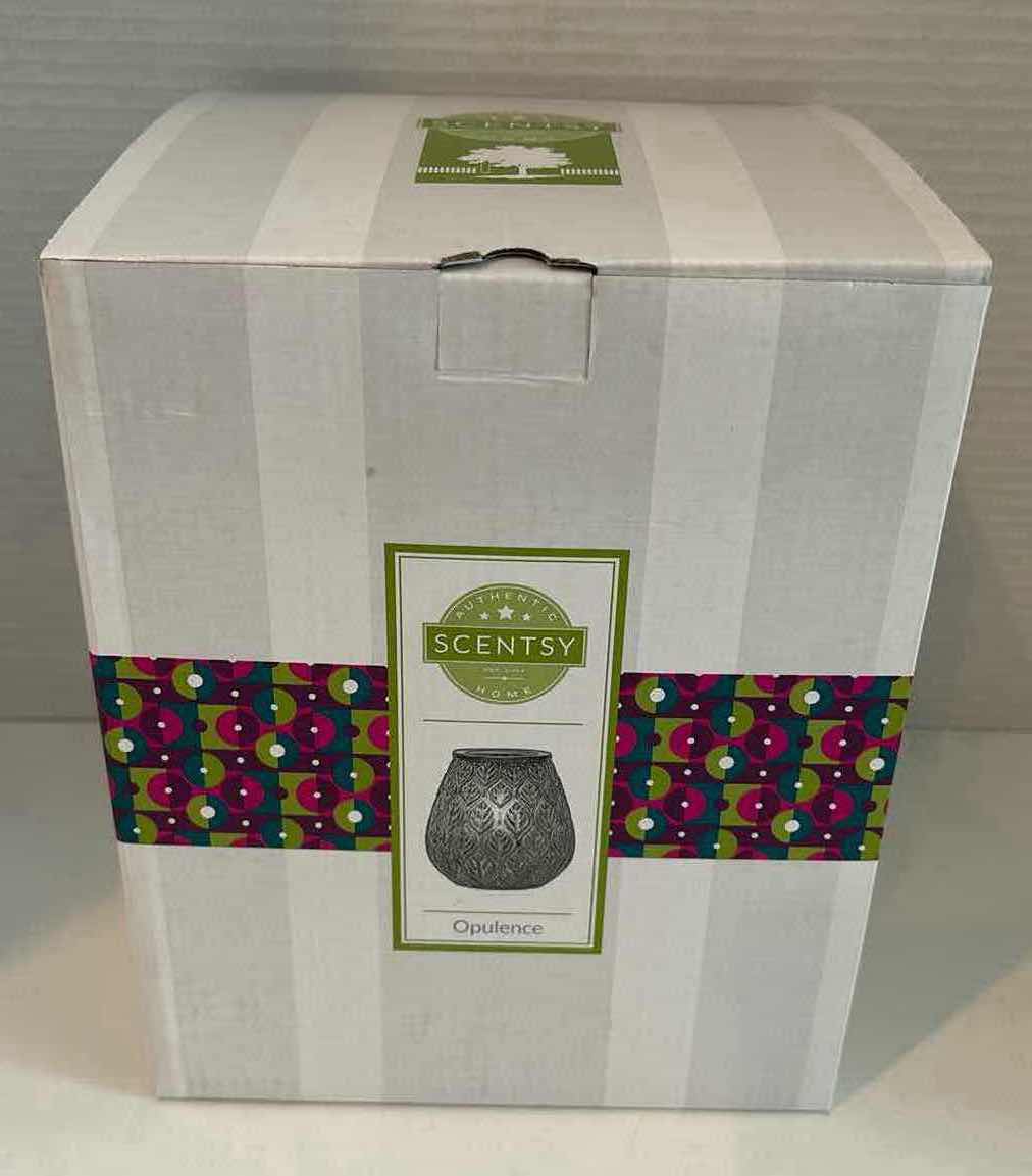 Photo 4 of NEW SCENTSY “OPULENCE” WAX WARMER BASE, WARMER DISH & 40 WATT BULB