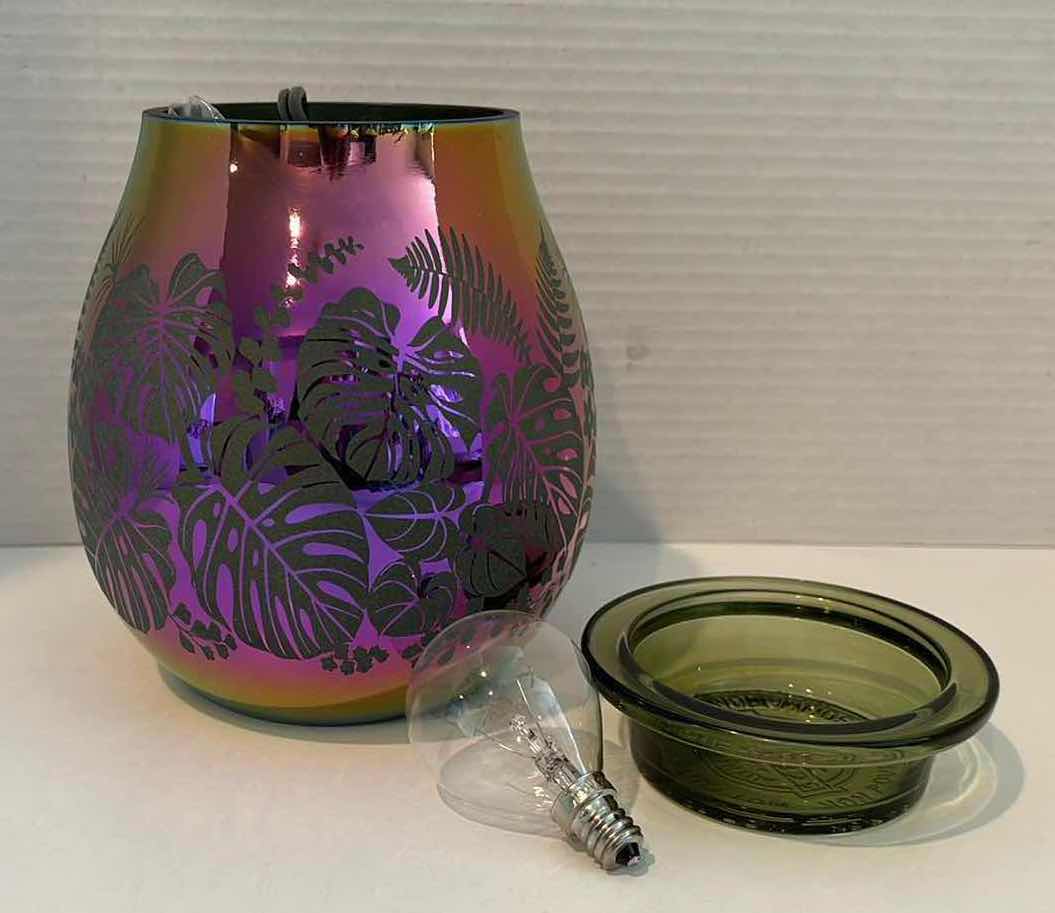 Photo 1 of NEW SCENTSY “TROPICAL PARADISE” WAX WARMER BASE, WARMER DISH & 25 WATT BULB