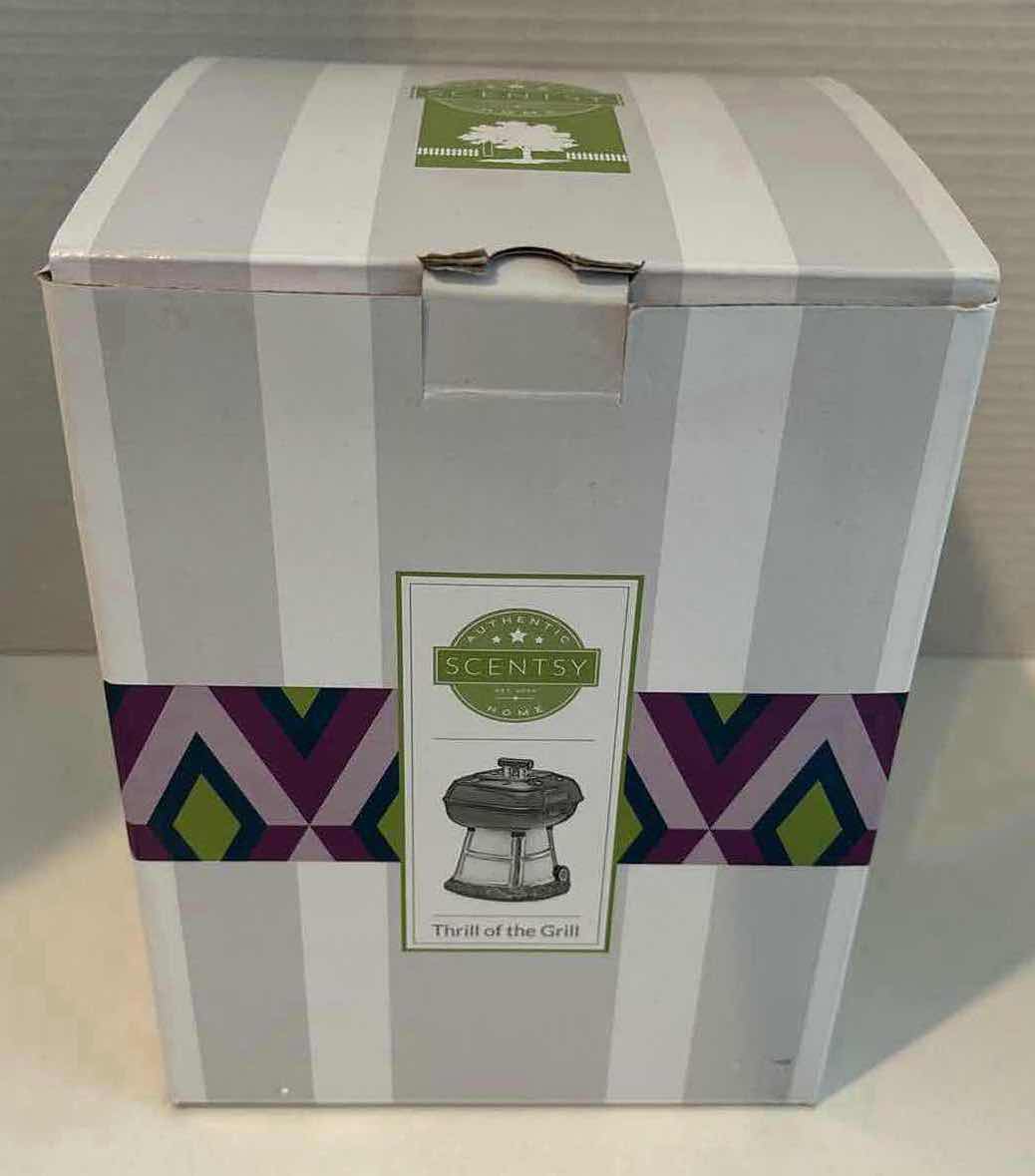 Photo 4 of NEW SCENTSY “THRILL OF THE GRILL” WAX WARMER BASE & WARMER DISH