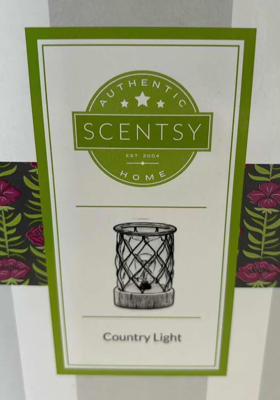 Photo 2 of SCENTSY “COUNTRY LIGHT” WAX WARMER BASE & WARMER DISH (NO BULB)