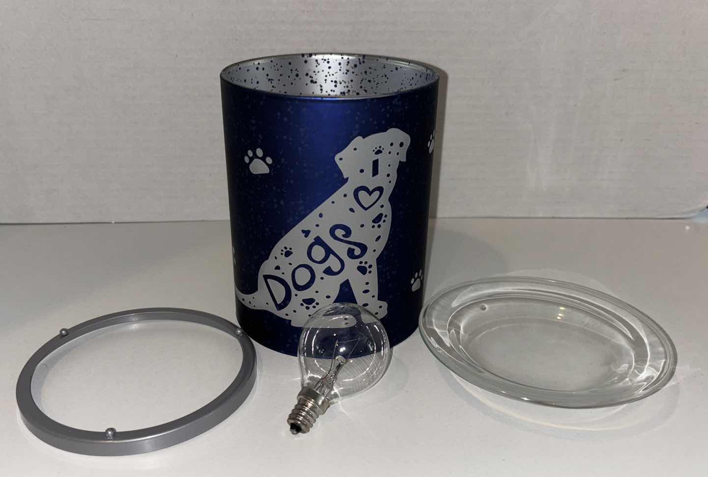 Photo 2 of SCENTSY “I HEART DOGS” WAX WARMER SHADE, TRIVET, WARMER DISH & 25 WATT BULB