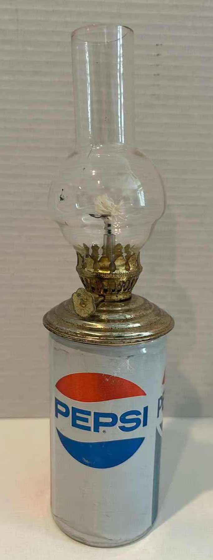 Photo 2 of VINTAGE 10.5” PEPSI-COLA KEROSENE/OIL LAMP