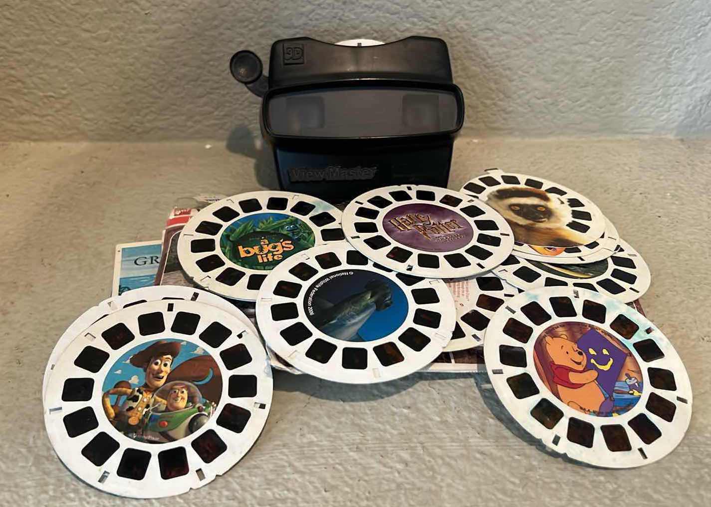 Photo 3 of VIEW MASTER W VIEWERS