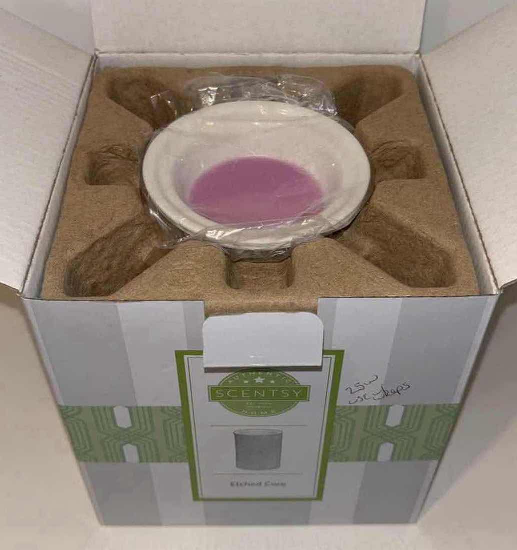 Photo 4 of SCENTSY HOME WAX WARMER, “ETCHED CORE” (BASE, WARMER DISH, NO BULB INCLUDED)