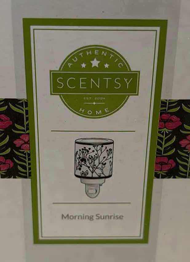 Photo 6 of NEW SCENTSY HOME ELECTRIC WAX WARMER, “MORNING SUNRISE” (WARMER & BULB INCLUDED)