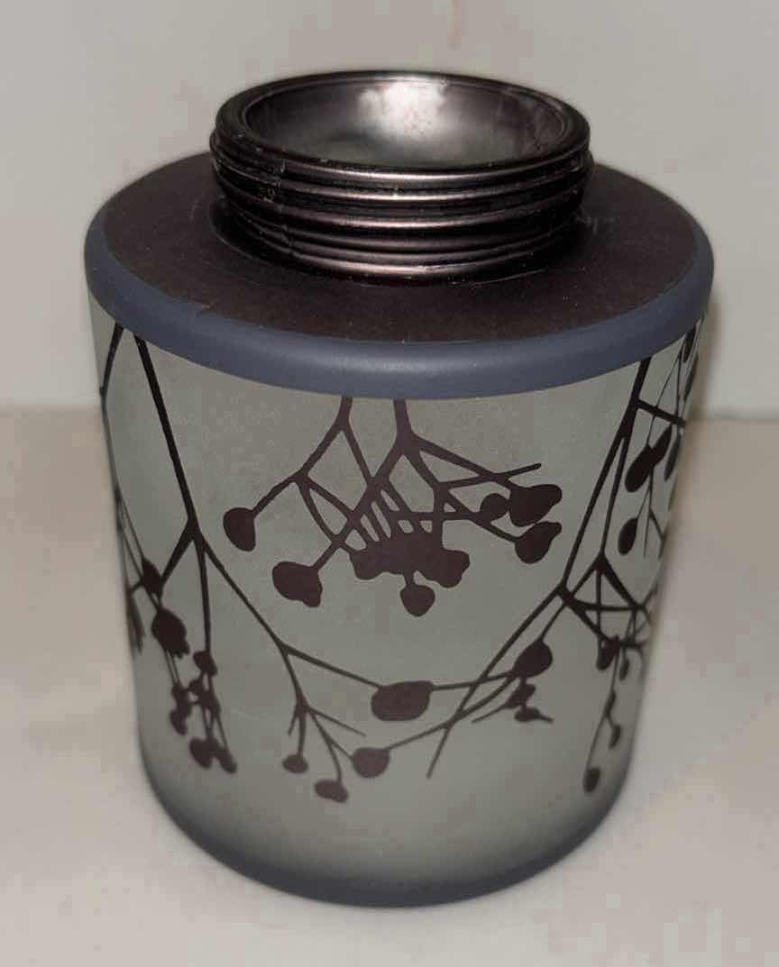 Photo 3 of NEW SCENTSY HOME ELECTRIC WAX WARMER, “MORNING SUNRISE” (WARMER & BULB INCLUDED)