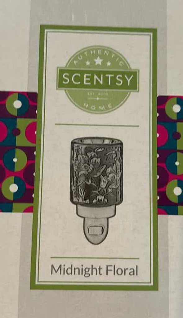 Photo 5 of NEW SCENTSY HOME ELECTRIC WAX WARMER, “MIDNIGHT FLORAL” (WARMER & BULB INCLUDED)