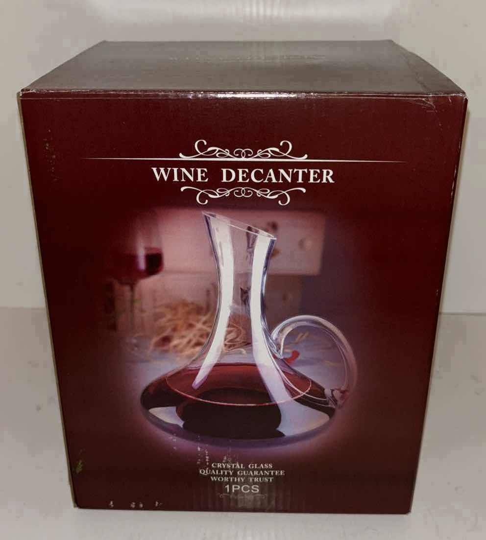 Photo 6 of NIB CRYSTAL GLASS 9.75” WINE DECANTER