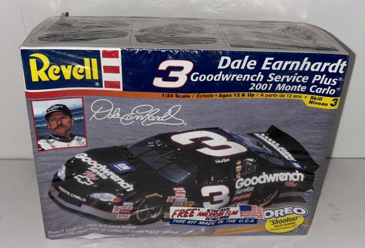 Photo 1 of NIB REVELL DALE EARNHARDT GOODWRENCH SERVICE PLUS 2001 MONTE CARLO 1:24 SCALE MODEL KIT