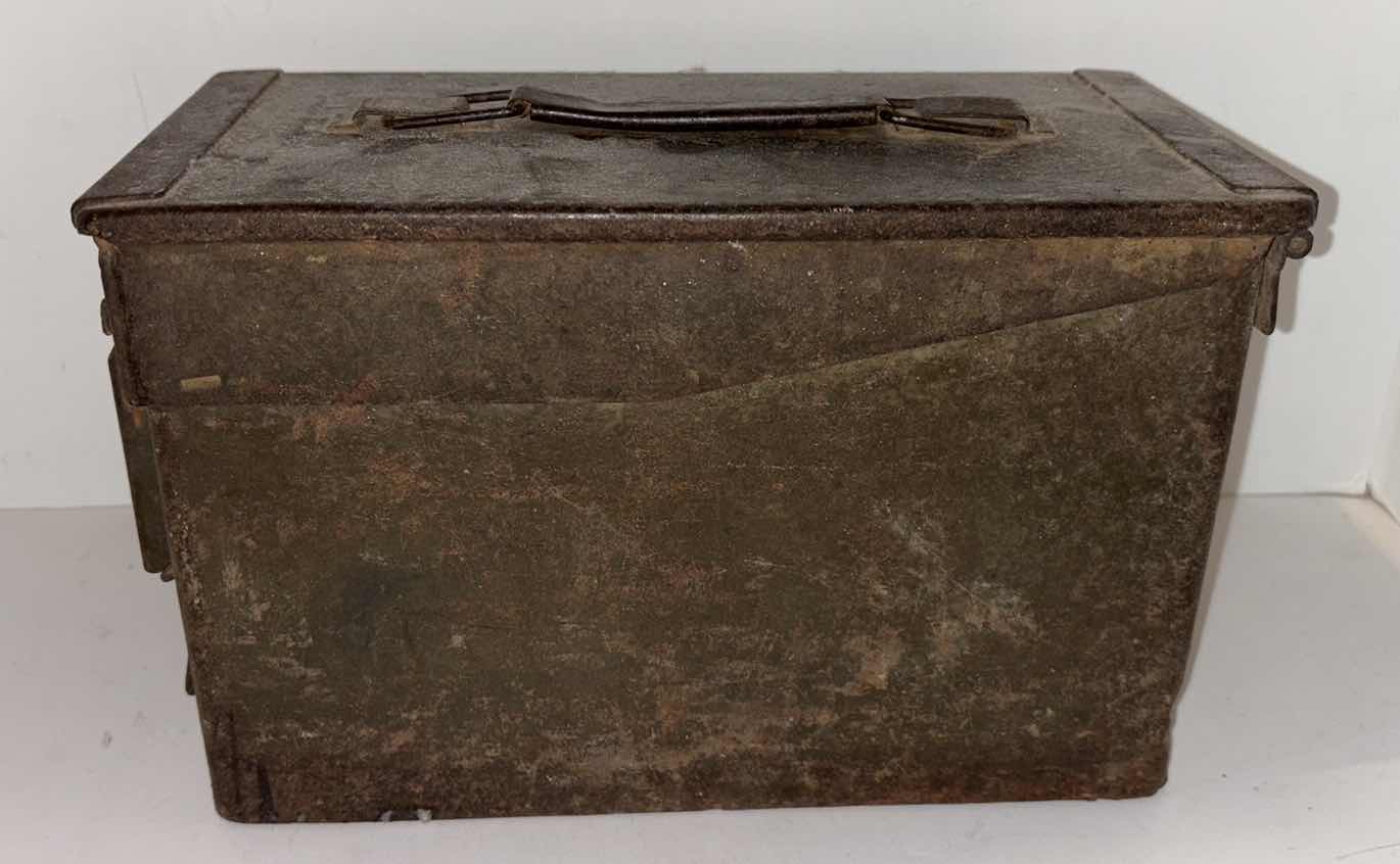 Photo 2 of ANTIQUE .30 CAL AMMO CAN 6” x 11.5” H7.5”