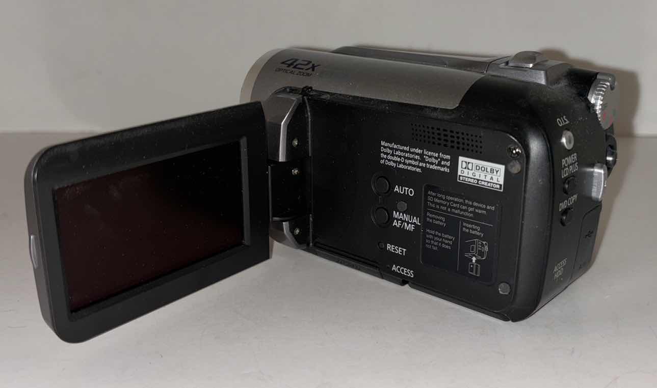 Photo 6 of PANASONIC SD CARD/HARD DISK VIDEO CAMERA, 42X OPTICAL ZOOM 2.7” VIEW (MODEL SDR-H40P)