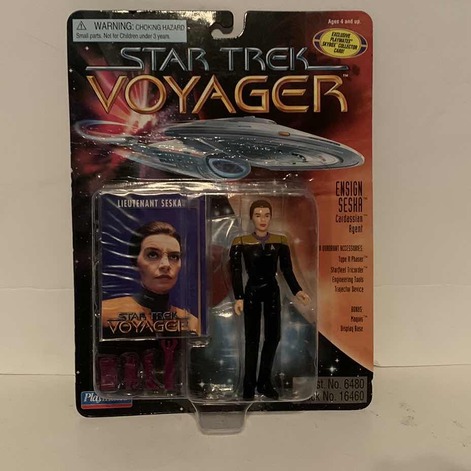 Photo 1 of STAR TREK VOYAGER ENSIGN SESKA