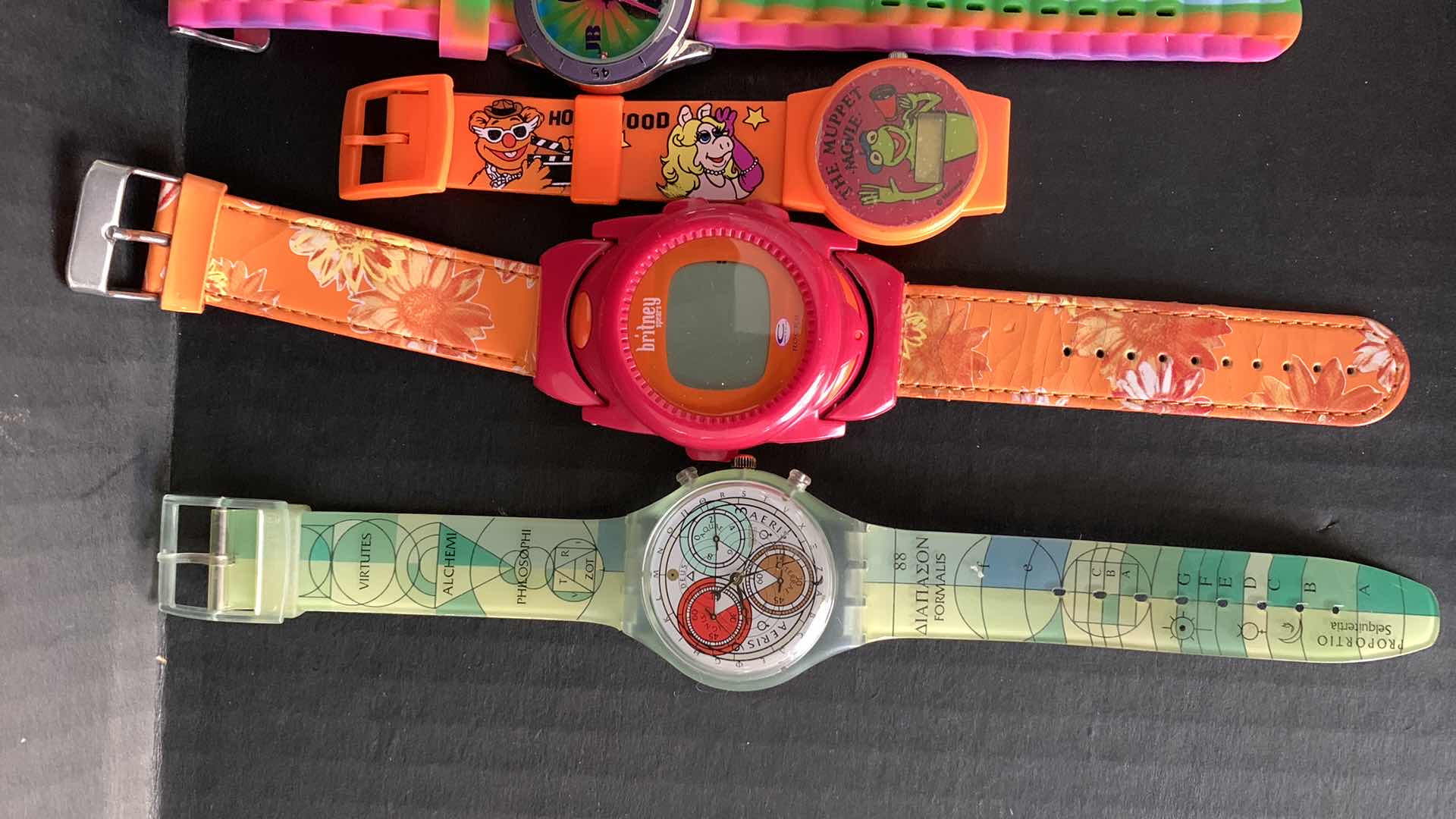 Photo 2 of CHILDREN FASHION WATCHES