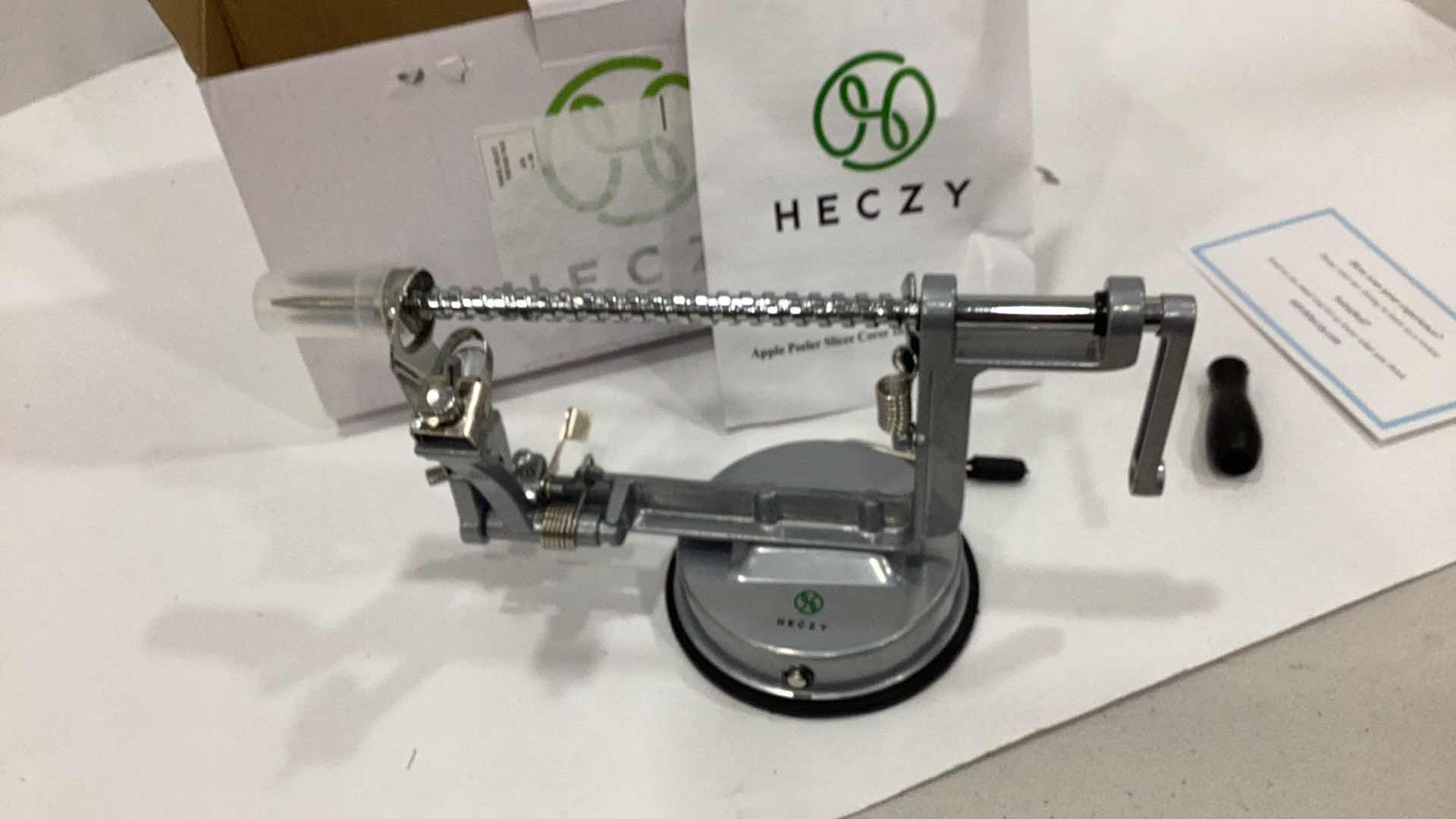 Photo 2 of HECZY SPIRAL APPLE PEELER