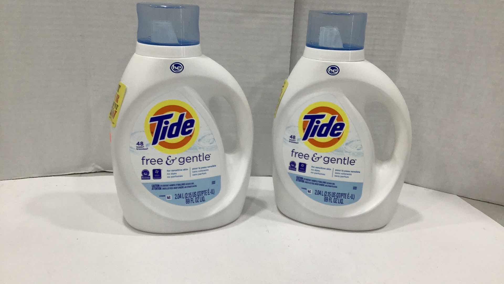 Photo 1 of 2 PCS TIDE SENSITIVE SKIN LAUNDRY DETERGENTS 2.04L