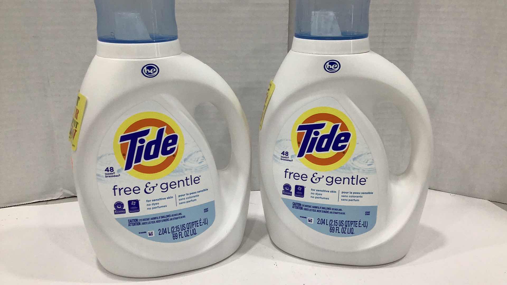 Photo 1 of 2 PCS TIDE SENSITIVE SKIN LAUNDRY DETERGENTS 2.04L