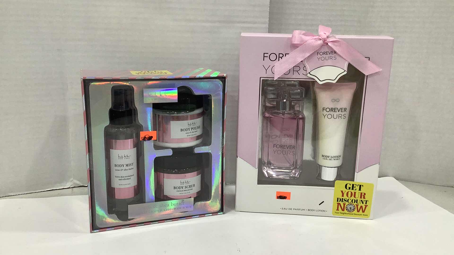 Photo 1 of 2 PCS PERFUME SETS