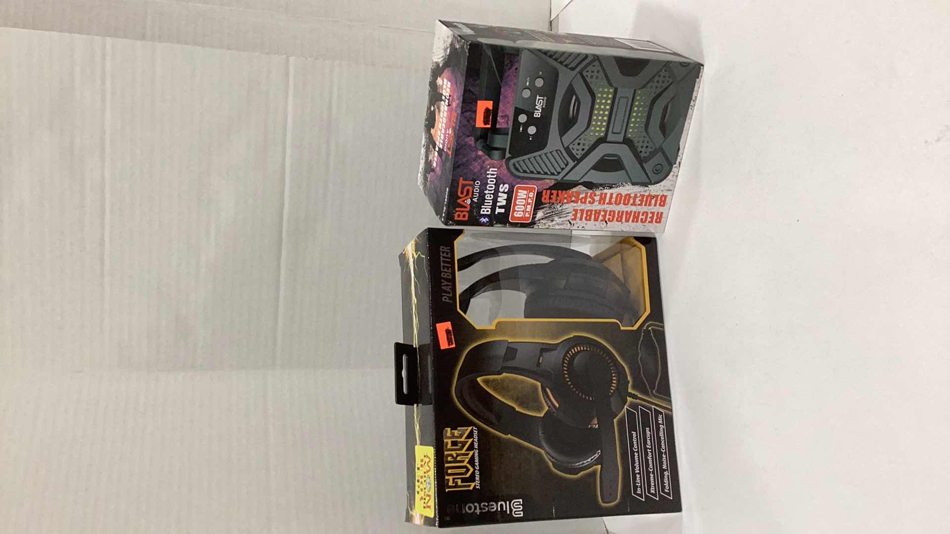 Photo 1 of FORCE HEADSET AND BLAST BLUETOOTH SPEAKER