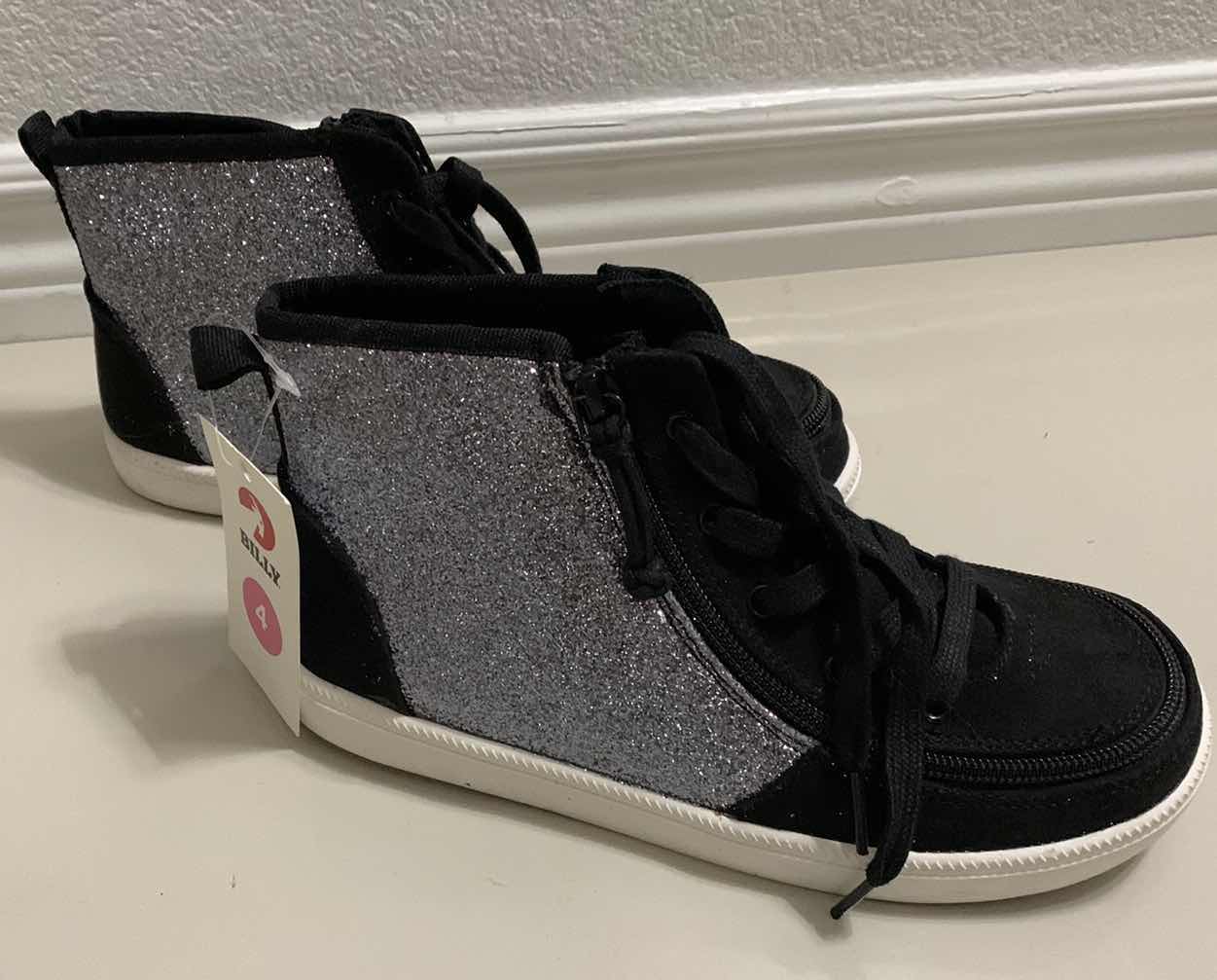 Photo 1 of GIRLS BILLY HARING ESSENTIAL HI TOP SNEAKERS SIZE 4