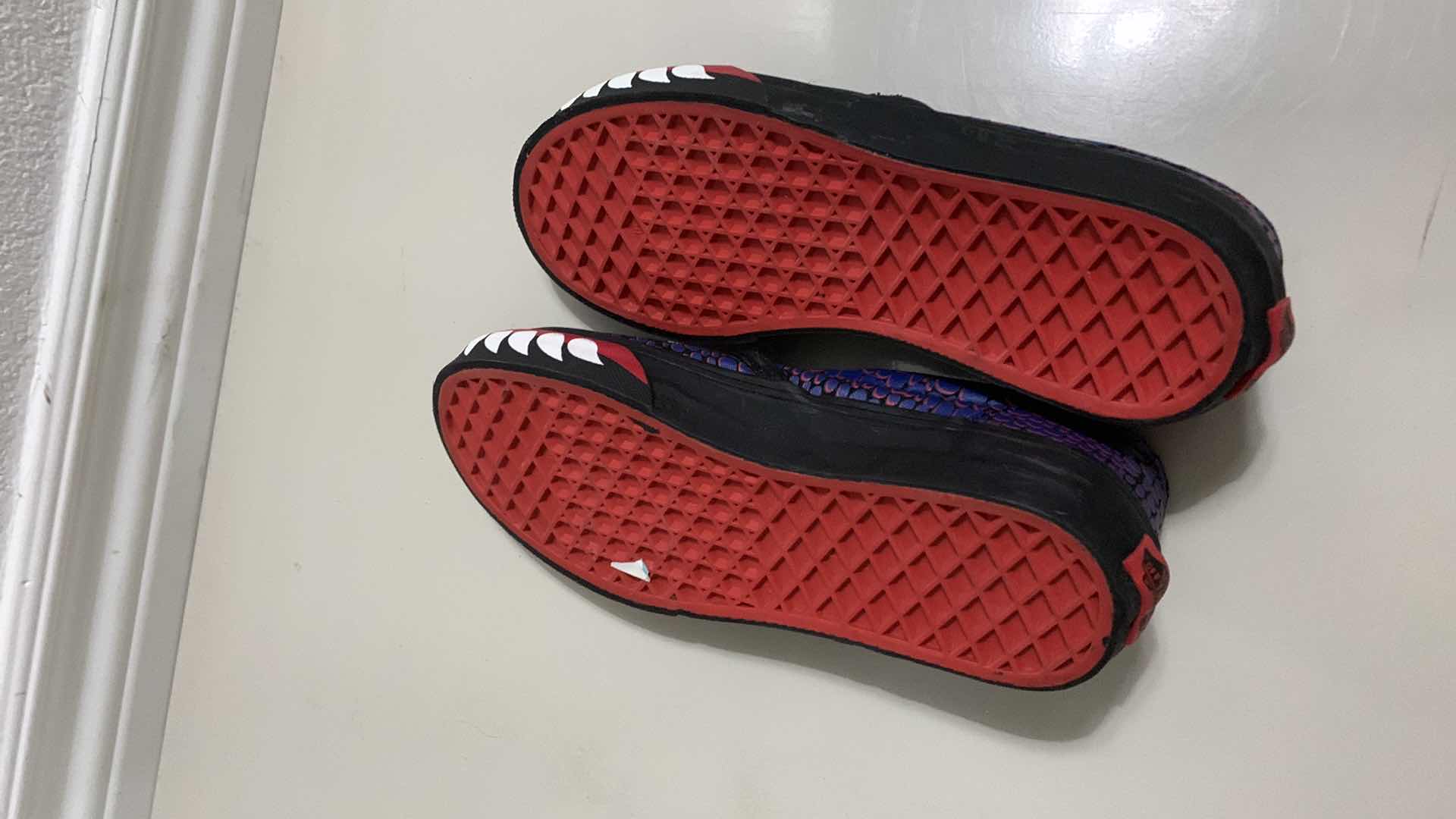 Photo 2 of KIDS VANS LIMITED EDITION DRAGON DINOSAUR CLASSIC SLIP ON SHOES SIZE 2