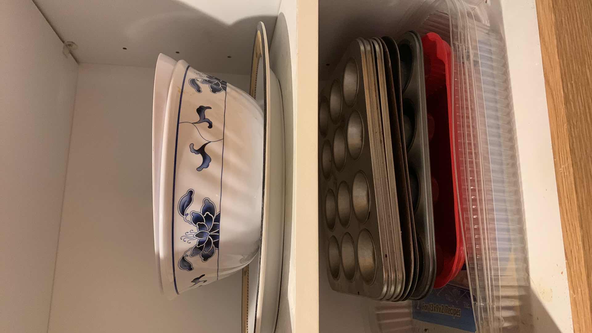 Photo 1 of CONTENTS OF CABINET