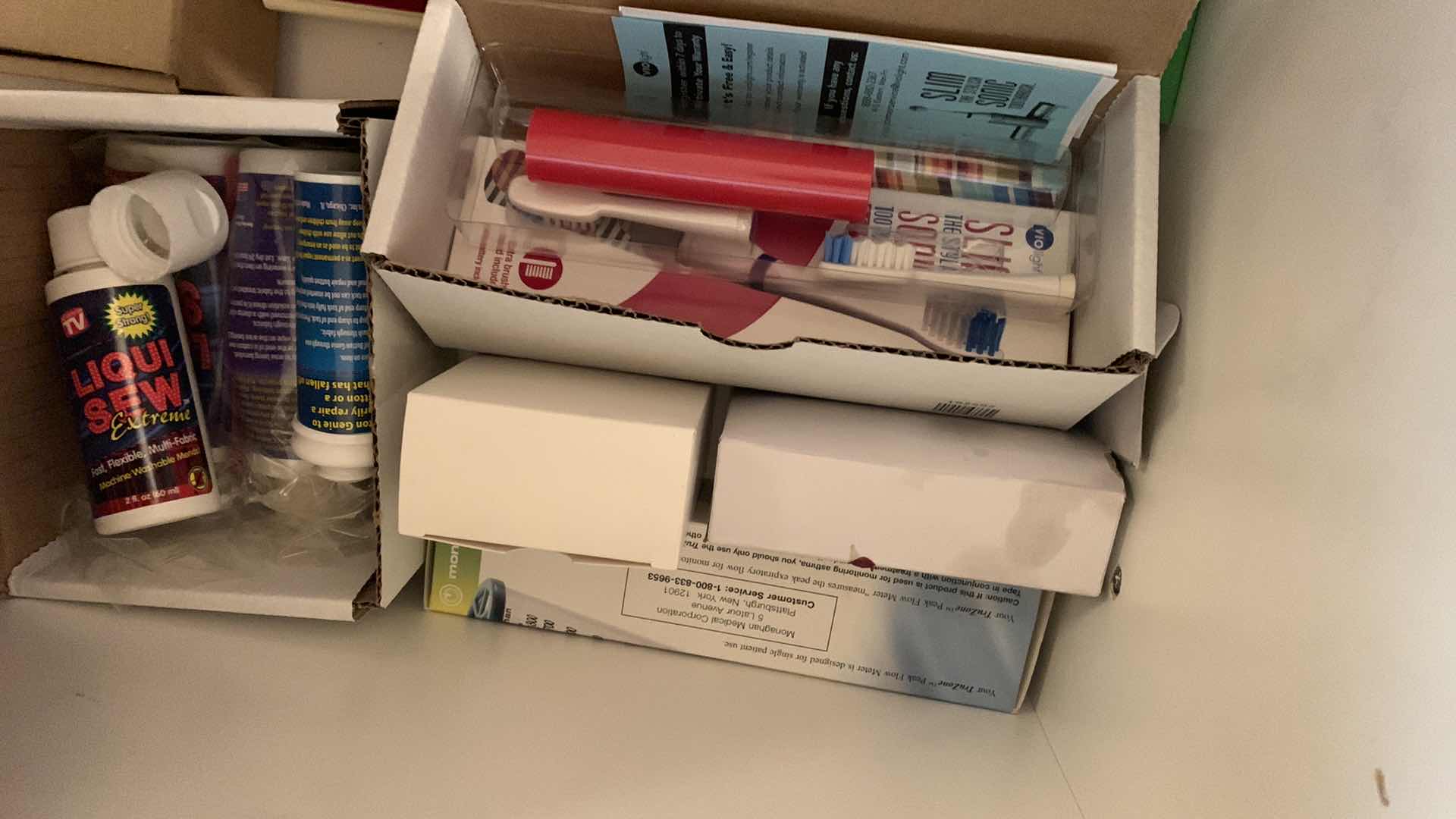 Photo 1 of CONTENTS OF DRAWER