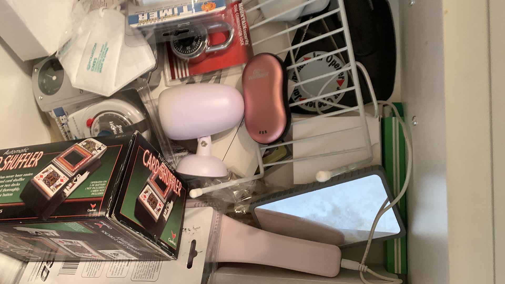 Photo 1 of CONTENTS OF DRAWER
