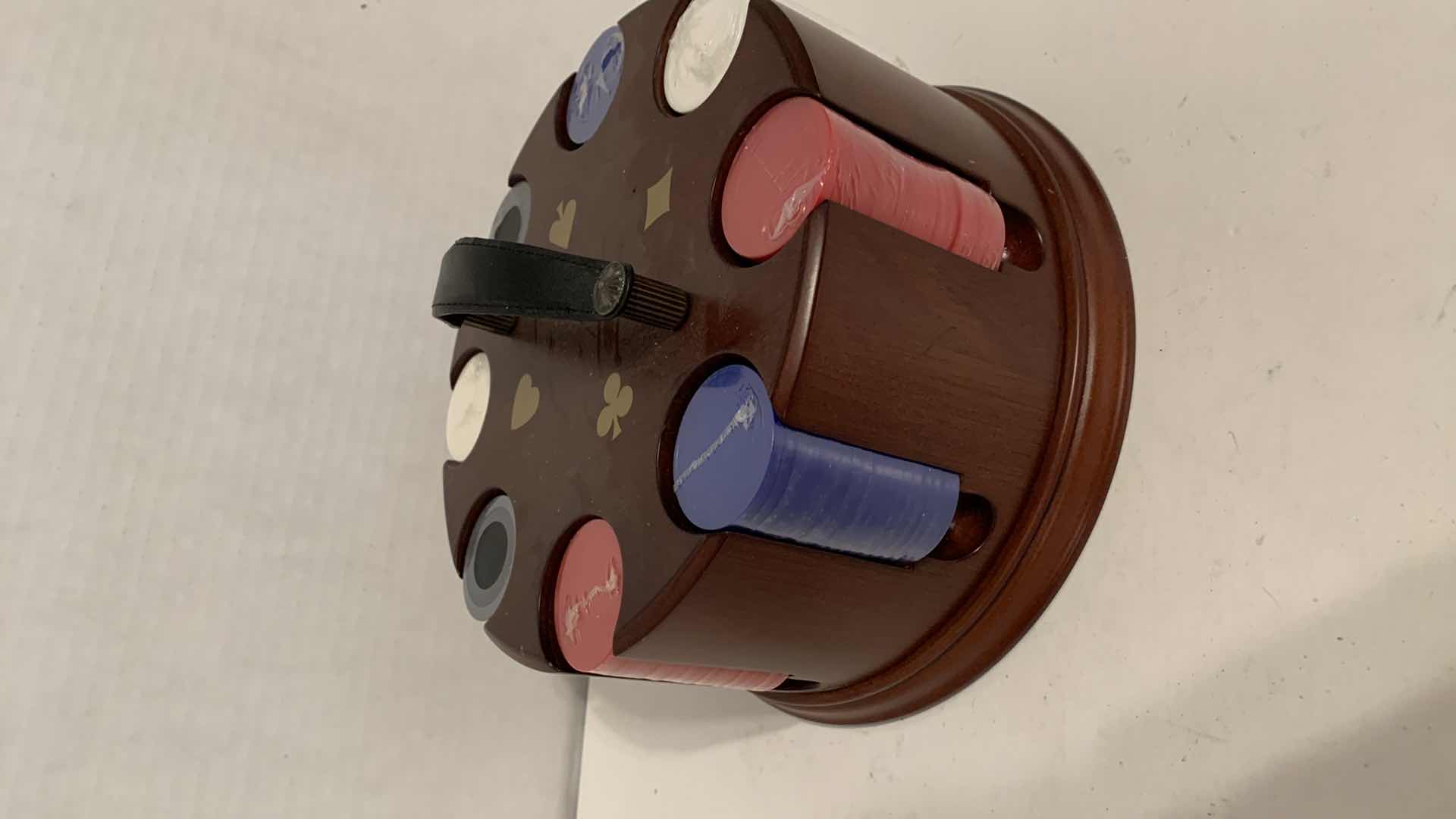 Photo 1 of POKER CHIP SET
