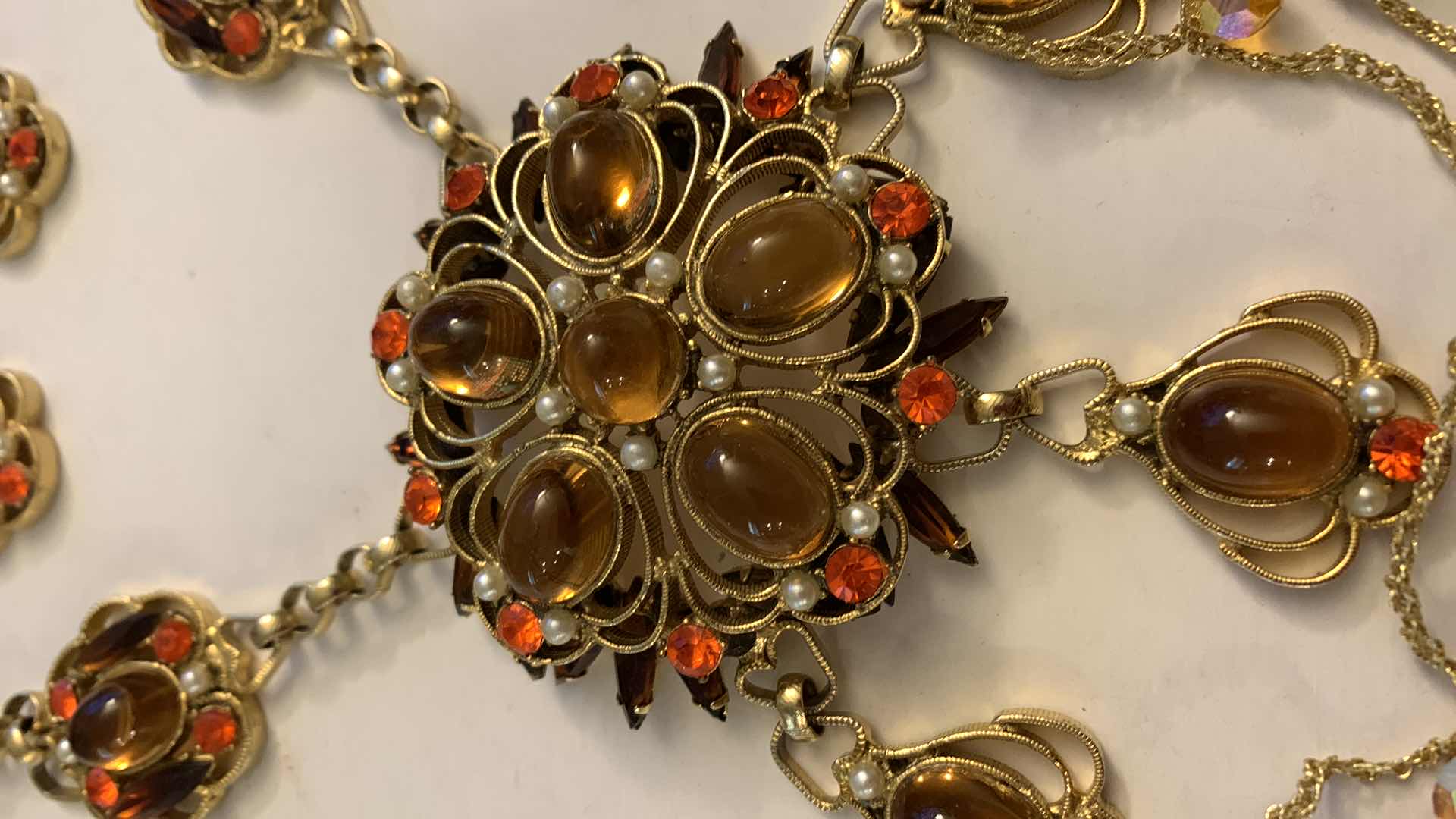 Photo 1 of MATCHING JEWELRY SET PLUS NECKLACES 