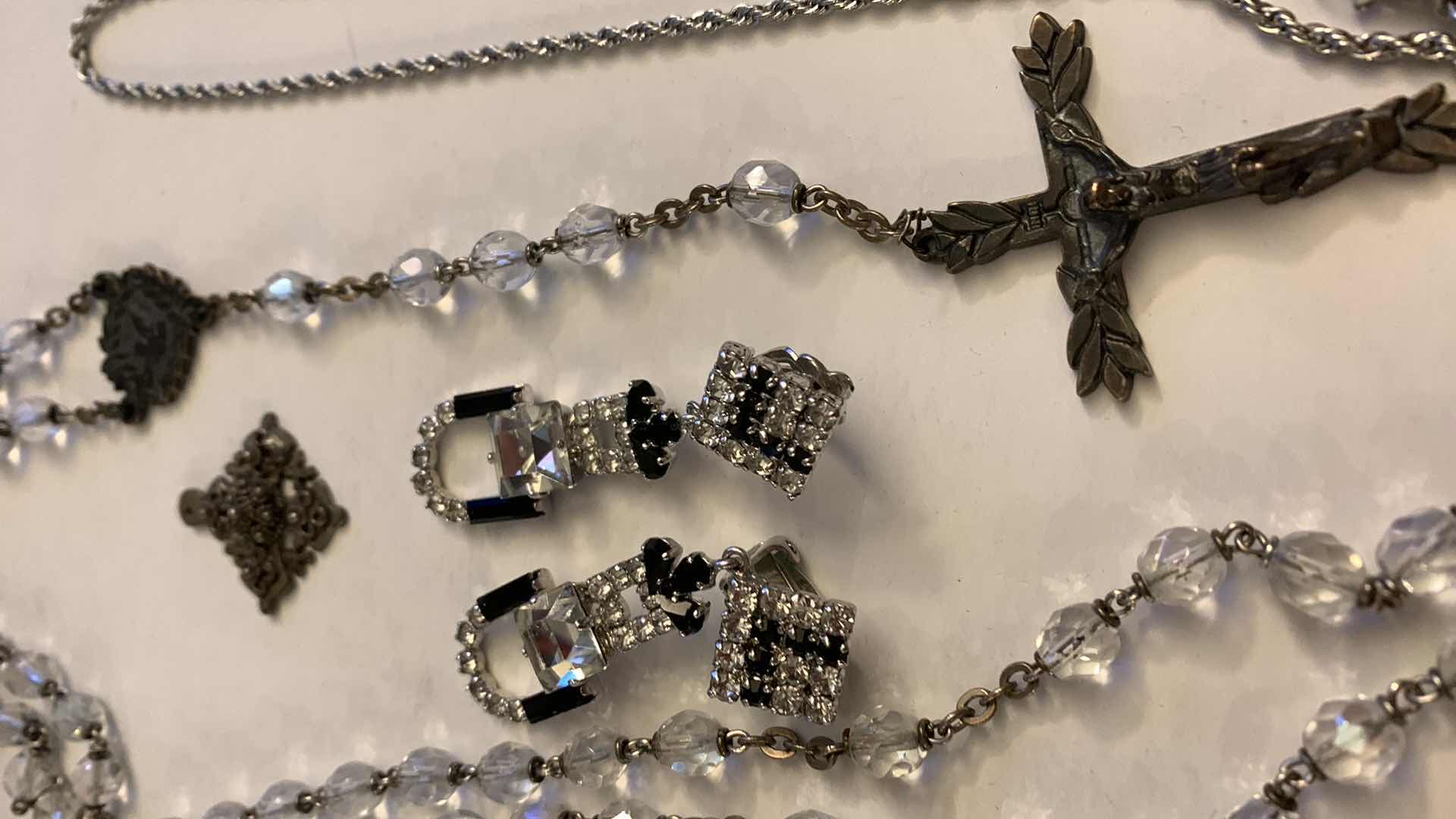 Photo 1 of ROSARY AND COSTUME JEWELRY