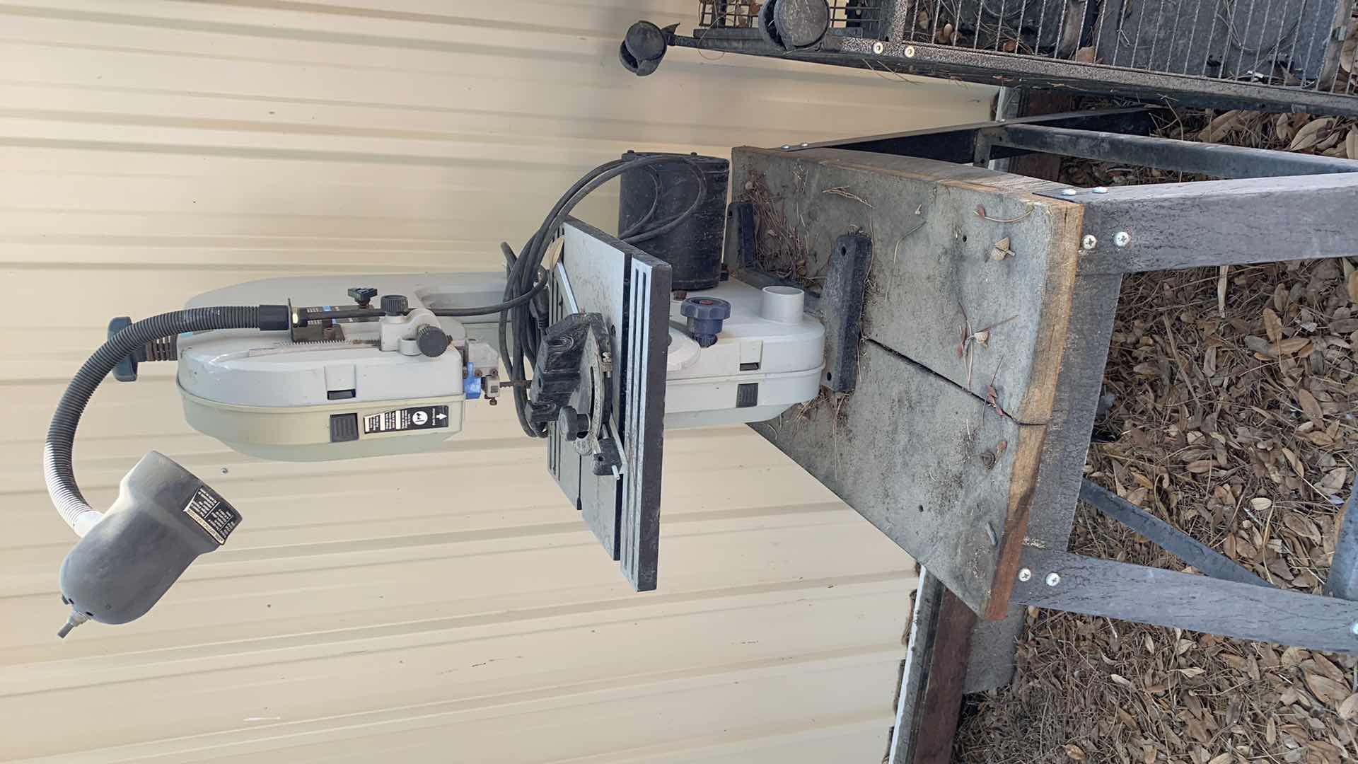 Photo 1 of DELTA SHOPMASTER BAND SAW