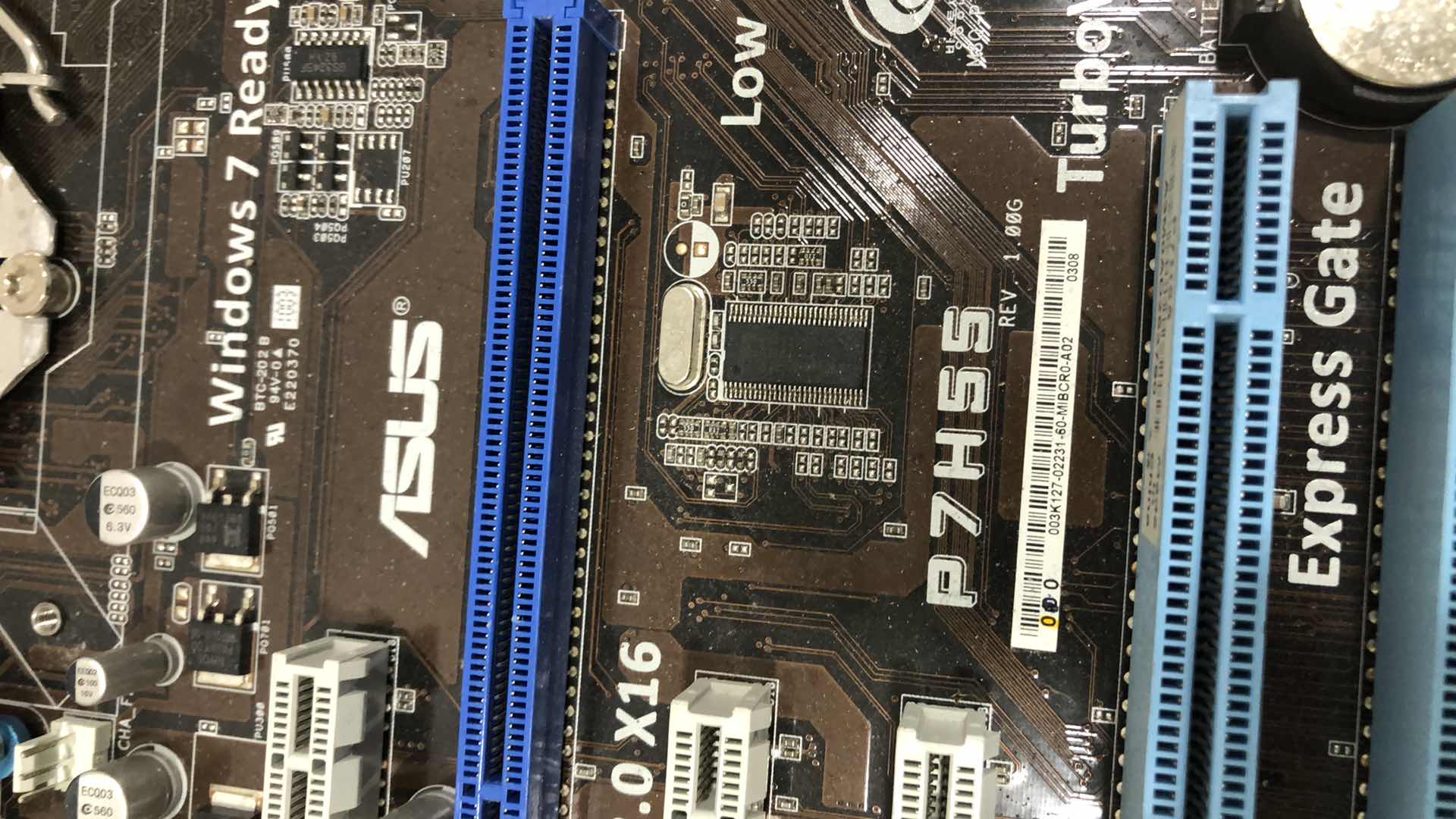 Photo 2 of ASUS P7H55 MOTHERBOARD WITH INTEL CORE I-5 768