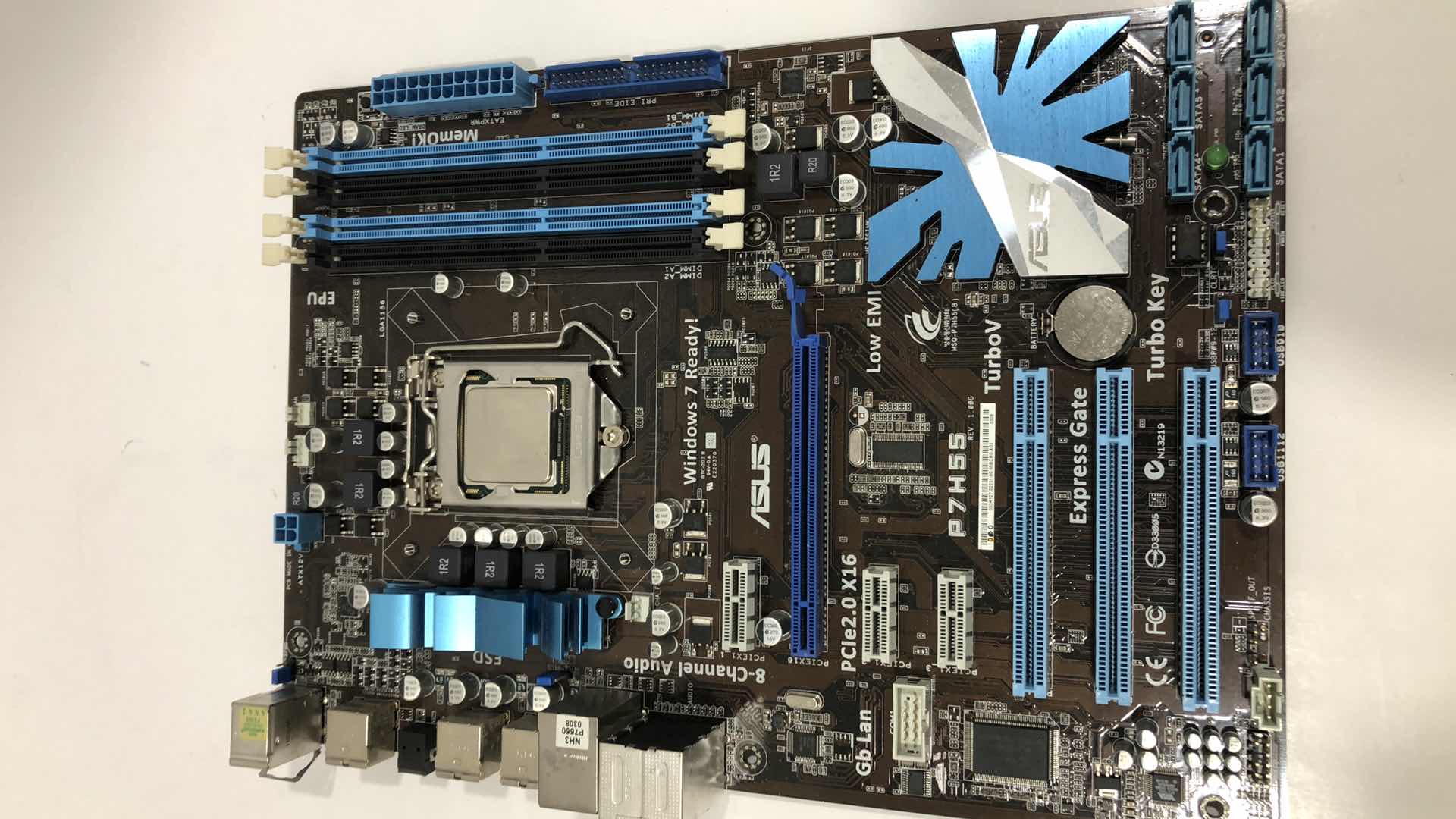 Photo 1 of ASUS P7H55 MOTHERBOARD WITH INTEL CORE I-5 768