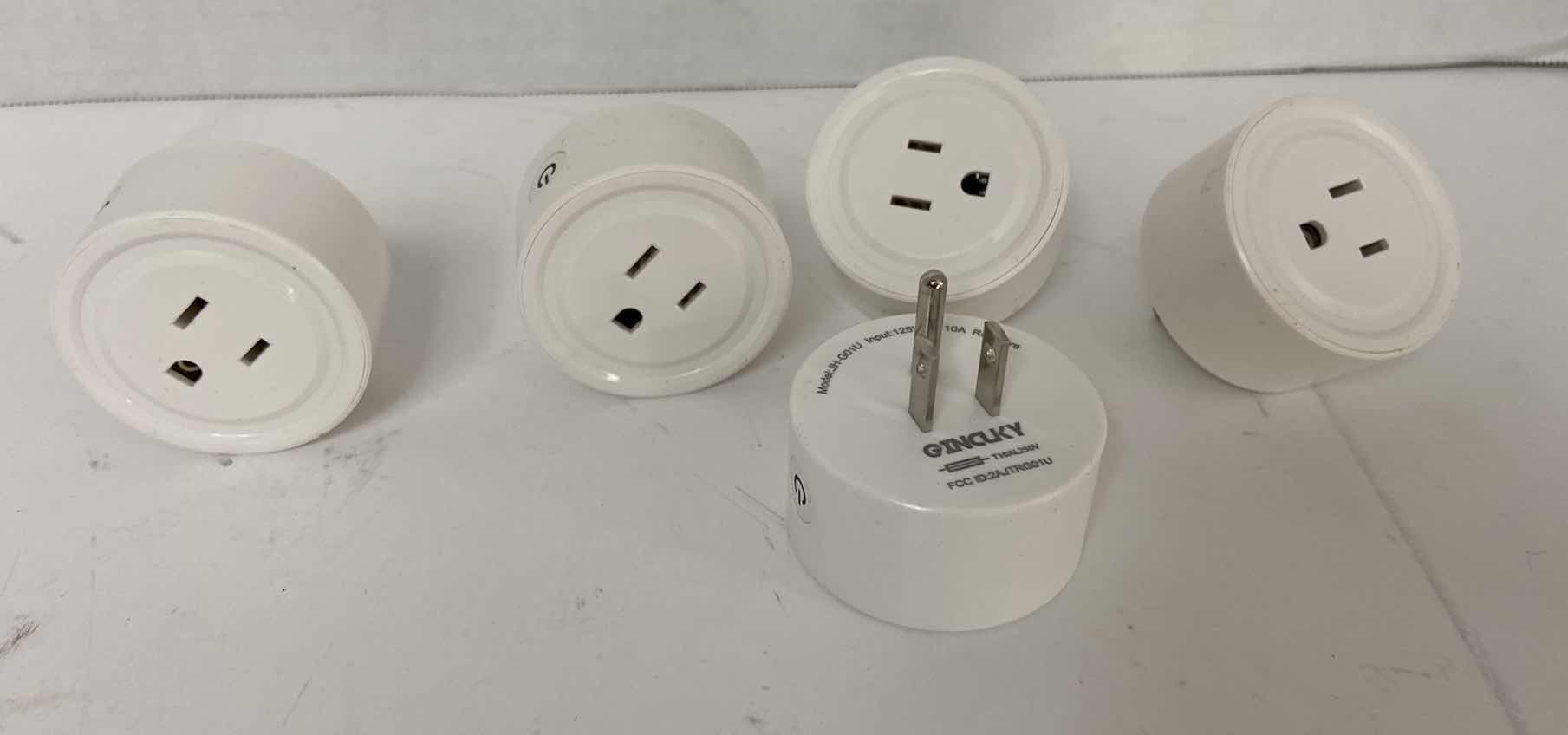 Photo 1 of GINCLKY MINI SMART SOCKET